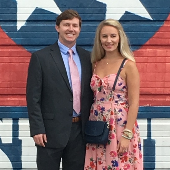 Meet your Posher, Megan - Picture 1 of 1